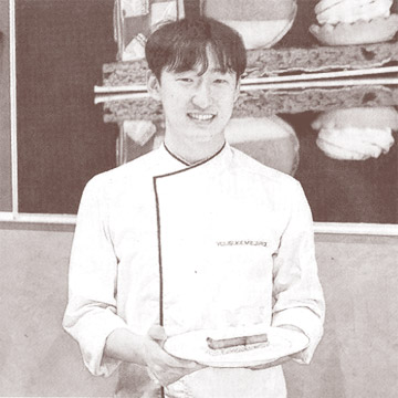 Premier concours de pâtisserie pour le jeune Yousuke Mejiro