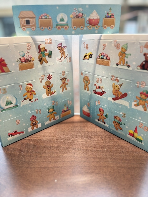 CALENDRIER DE L'AVENT LA FABRIQUE A JOUETS DU PERE NOEL | dessert Pâtisserie Lesage Annemasse 74